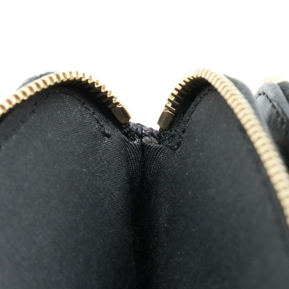 CHANEL Blue Leather Deauville Shoulder Bag - Picture 7 of 10